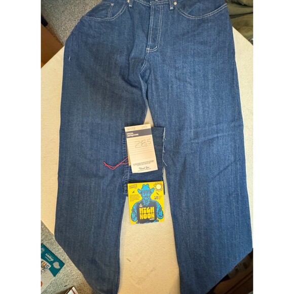 Naked and Famous High Noon - Picture 1 of 6